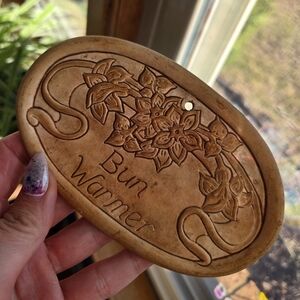 Vintage 1991 Lynn Ulrich Terracotta Bun Warmer - Floral Design - Made in USA